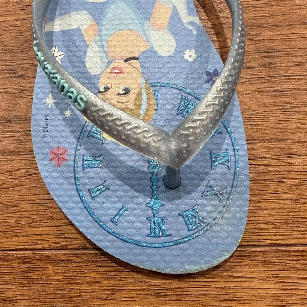 Havaianas Girls Kids Cinderella KIND TO ALL Slim Flip Flops - Size USA 2Y